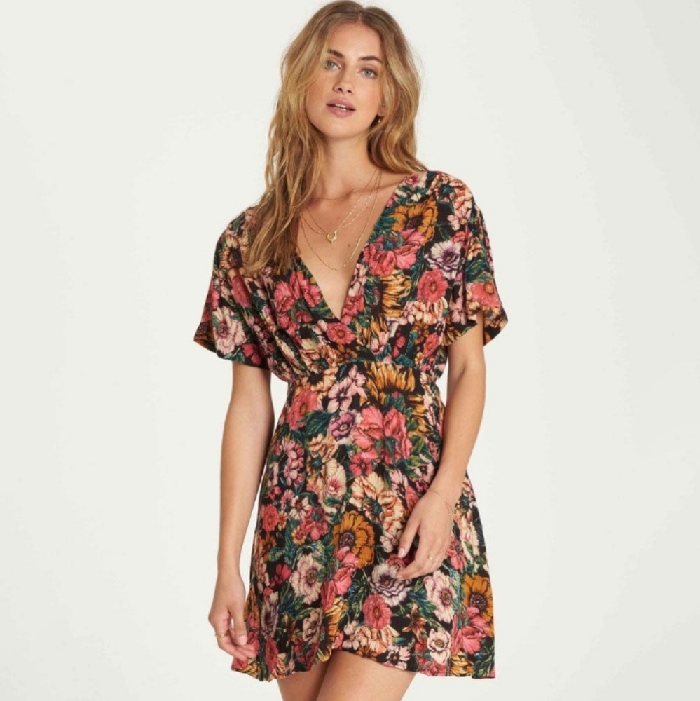 🌺🌻🍀🦋Size XS Billabong With You Minidress🌺🌻🍀